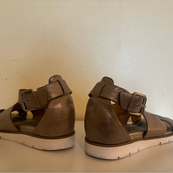 Sofft Mirabelle leather sandals size 9 - Picture 3 of 4